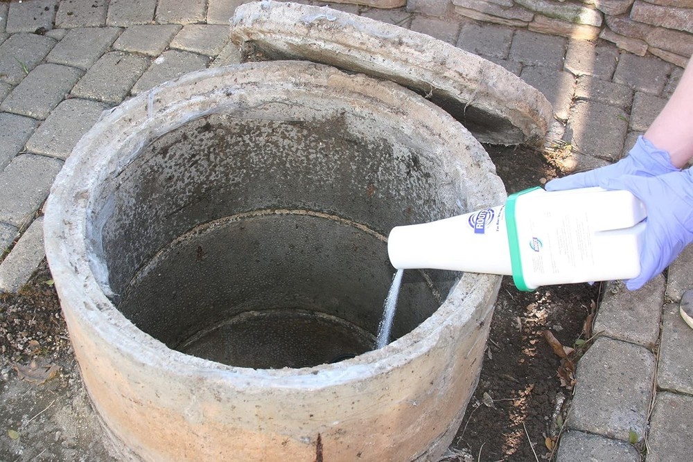. JAR with Funnel/APPLICATOR Foaming Root Control for Sewer Lines and Septic ...