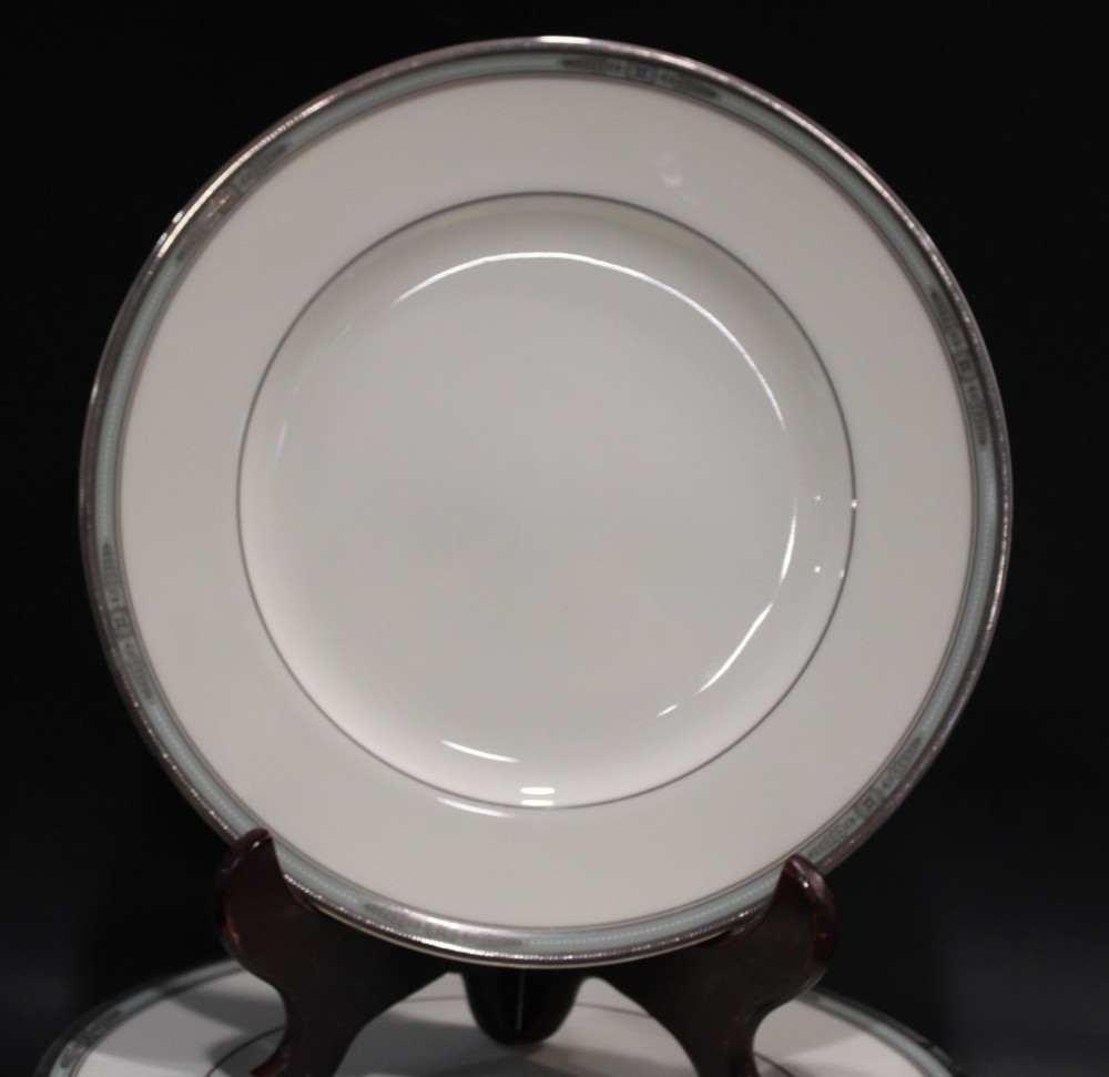 Noritake Fullerton 5 Dinner Plates 10 5/8"