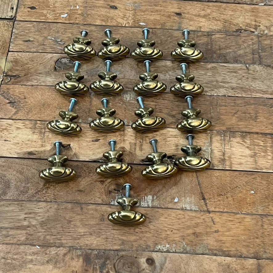 Vintage Drawer Knobs Pulls Lot Of 17 Shiny Polished Brass