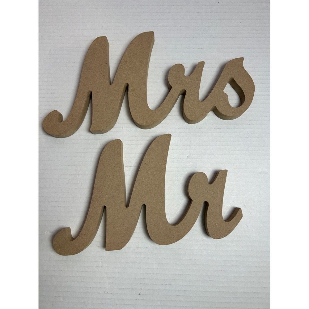 Script 'Mrs Mr' Wooden Table Decor.