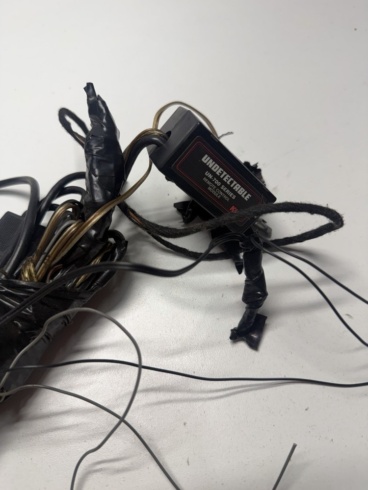 UNDETECTABLE remote sensor un700 Series Remote Control Module 03 Sl500 Mercedes