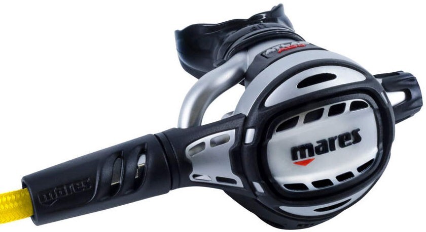 Mares Atlas ADJ Octo - Closeout!