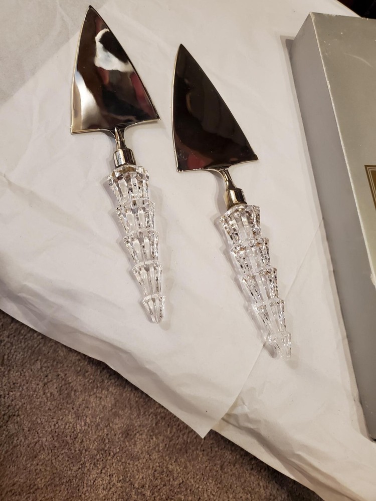 Mikasa Austria Silver Plate Cake Server With Crystalline Handle (Set of 2)