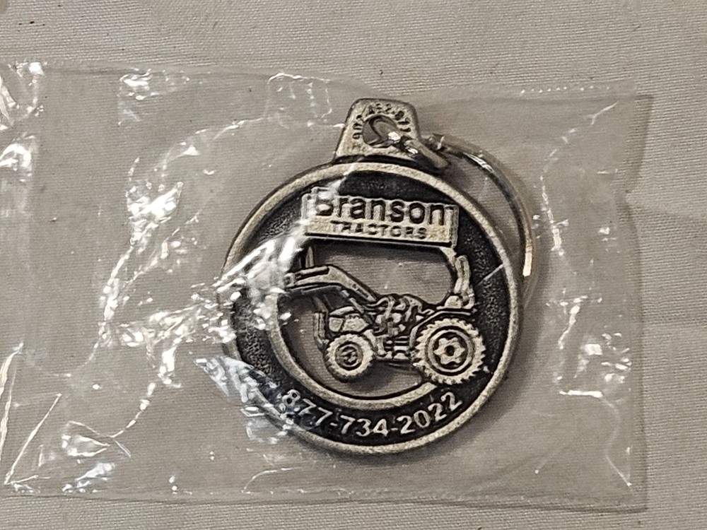 NEW BRANSON TRACTOR CO. 2 SIDED METAL KEYCHAIN FEATURING LOADER TRACTOR