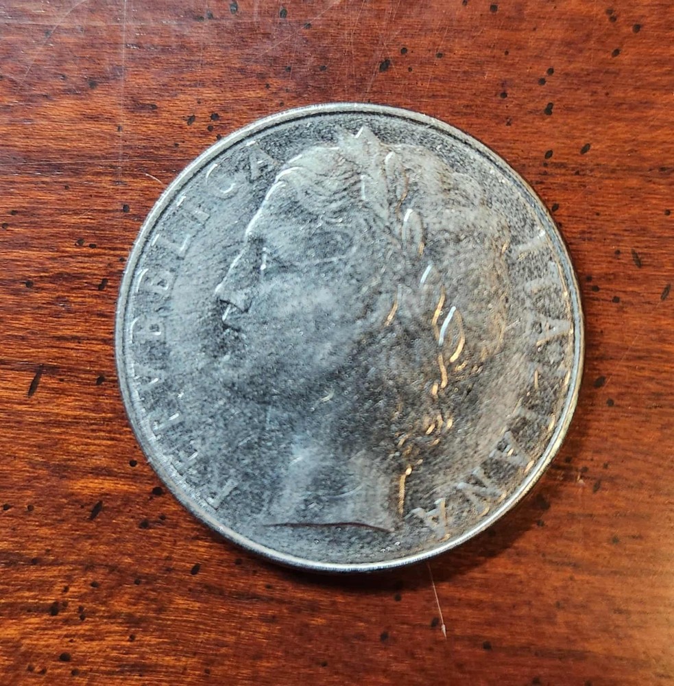 Italy 100 Lire Coin - 1978