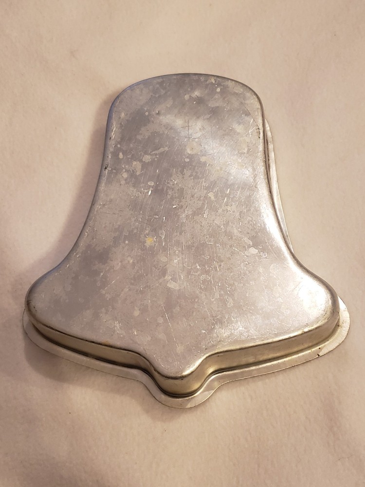 Bell Shaped Cake Pan Aluminum