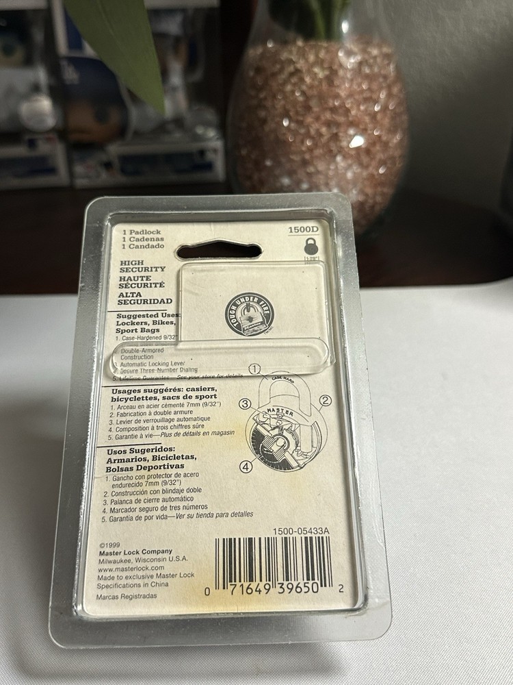 3X Master Lock 3-Digit Combination Padlock 1500D 1-7/8"