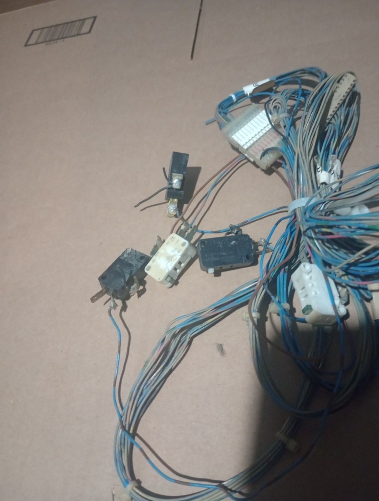 Midway Games Original Auxiliary Kick Button Harness #0195