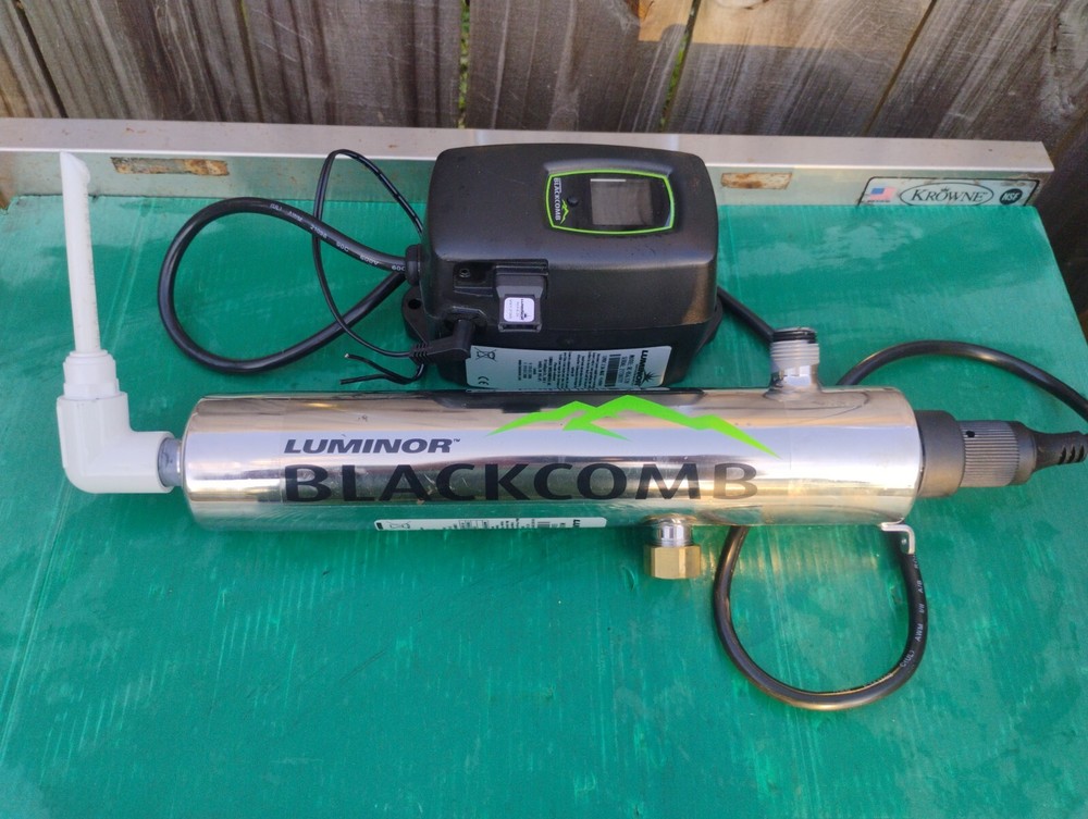 Luminor LB5-03-12V Blackcomb UVC Water Purifier  3 GPM  1/2" Inlet/Outlet  12VDC
