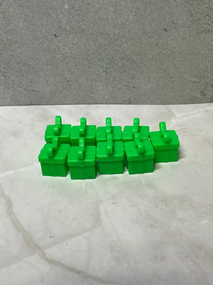 2011 Monopoly Junior Party - Replacement green presents