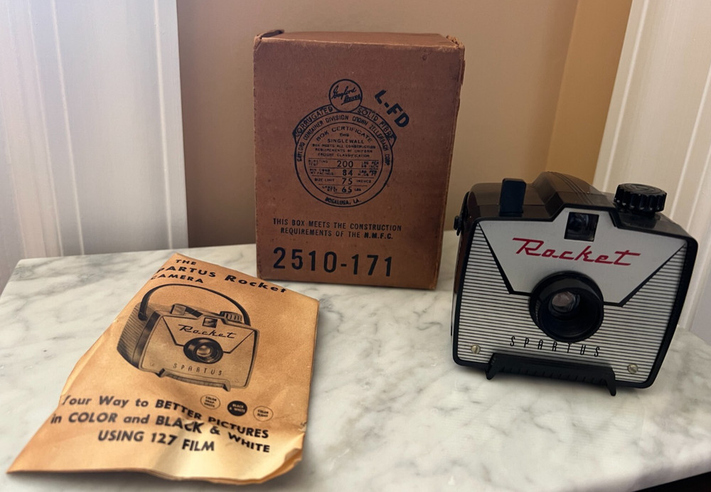 VTG 1960s Spartus Rocket Camera - Untested - Never Used!!