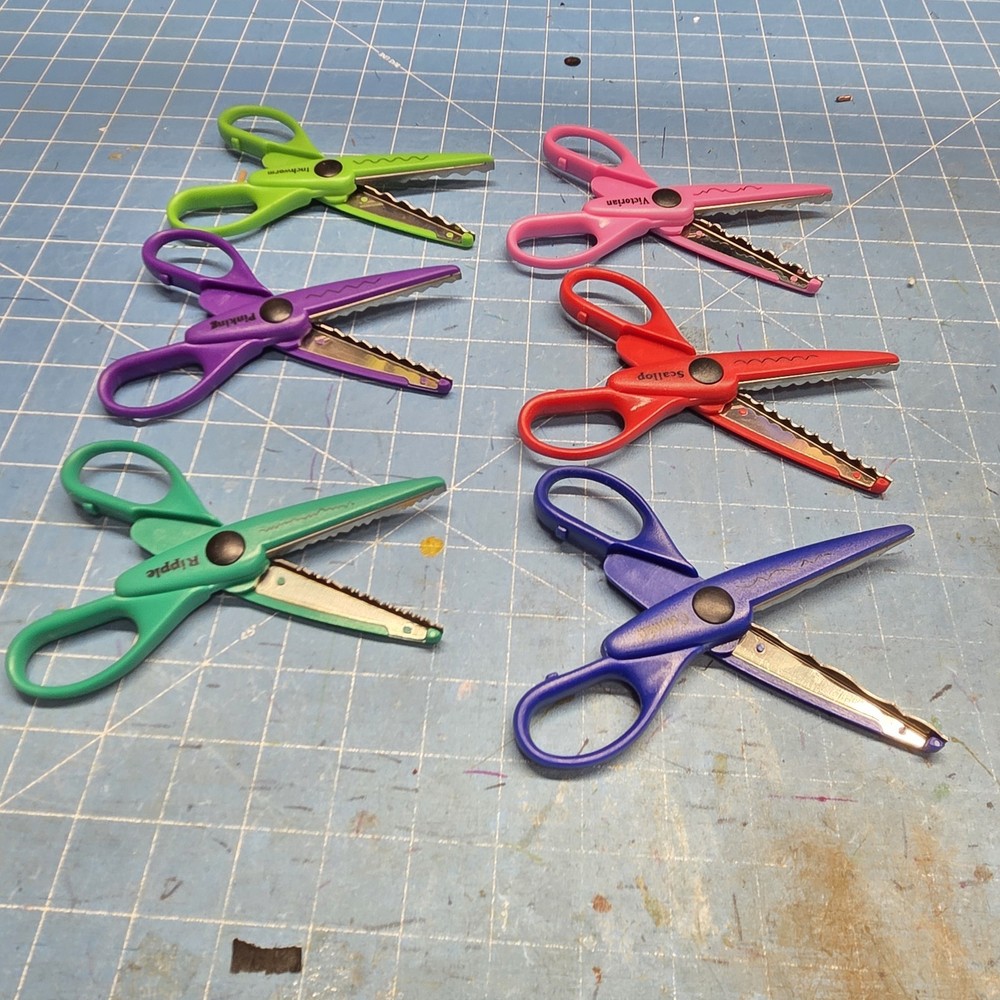 Kraft Edgers Set Of 12 Scrapbooking Scissors