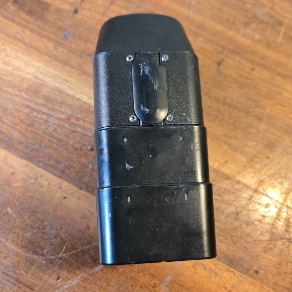 PELCO DSP COLOR CCD CAMERA CC3701H-2