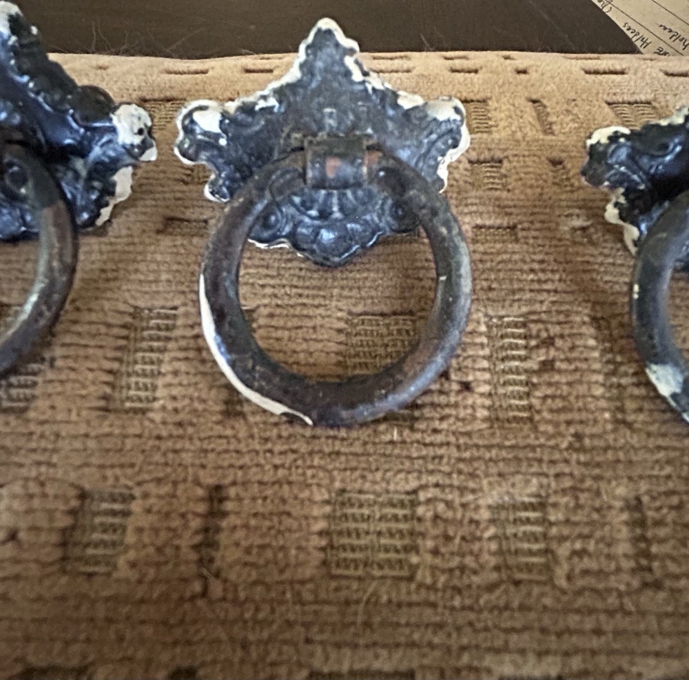 6 Antique Victorian Era Drawer Pulls And 2 Round Drawer Pulls