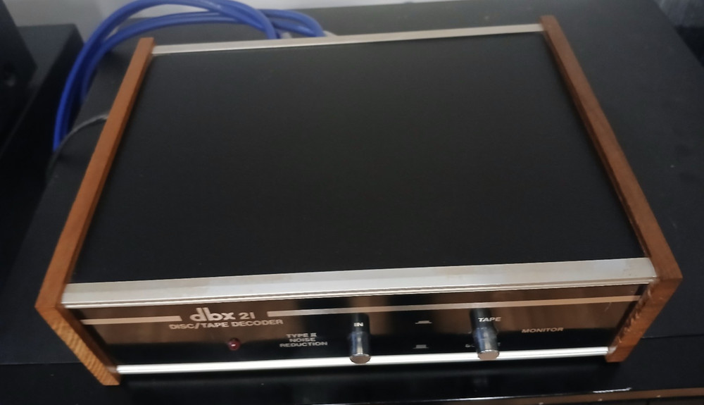 VTG DBX 21 Disc/Tape Decoder Noise Reduction (ONE OWNER)-TESTED & WORKING-S. Vid