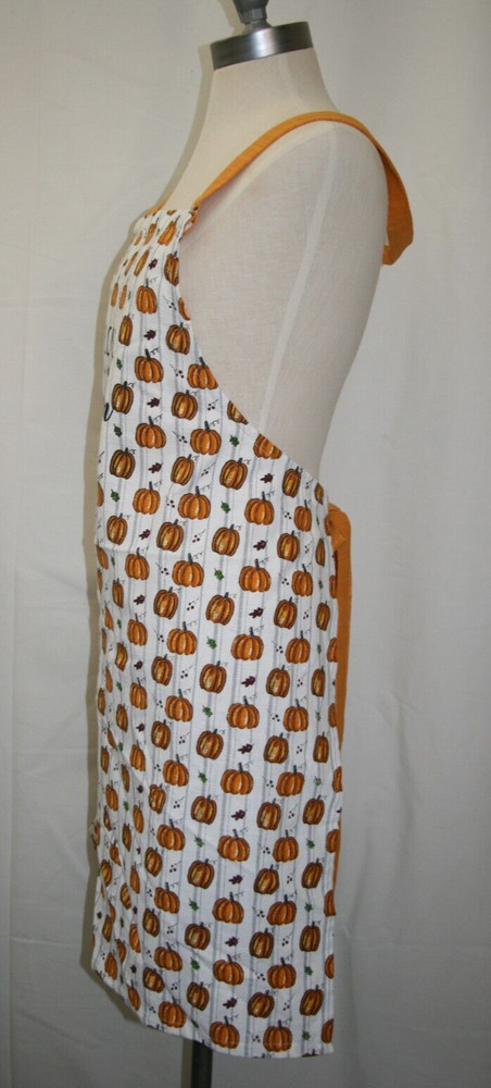 Welcome to Our Pumpkin Patch Pumpkins Allover Pattern Holiday Apron for Adults