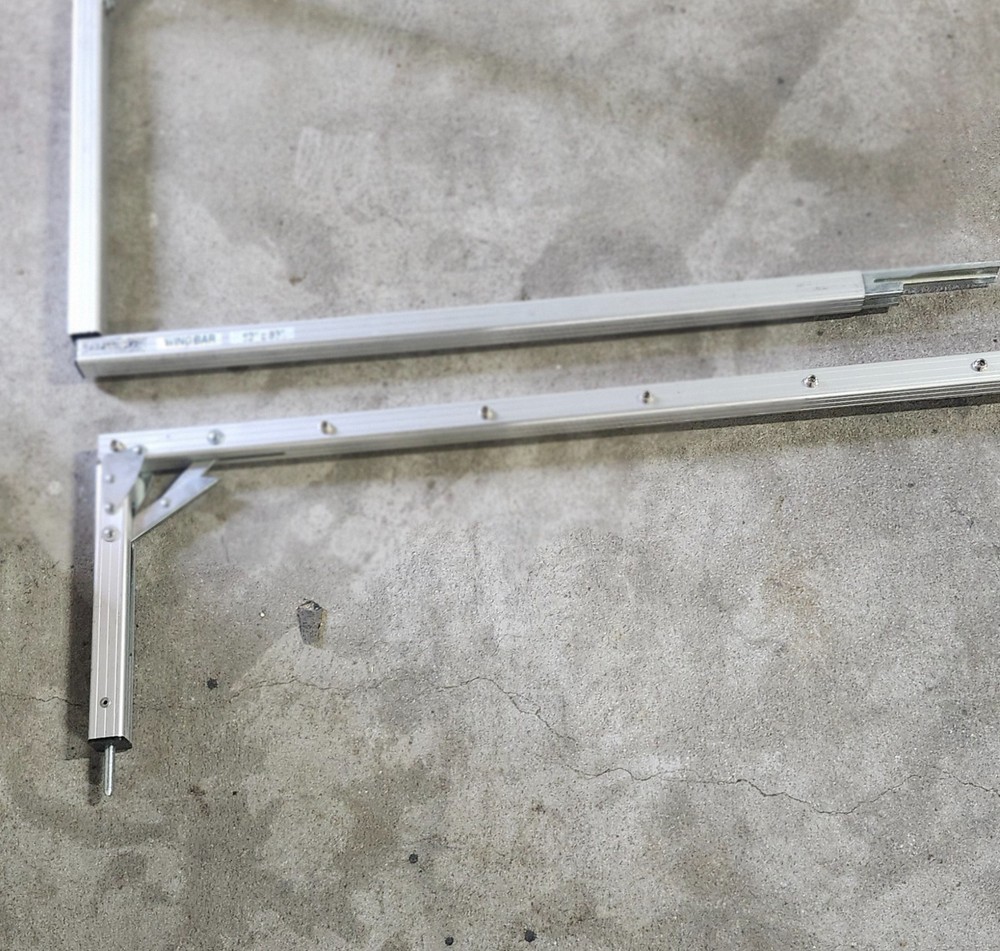 Da-Lite Fast Fold 5'x7' Front Projection Video Screen in Case - Very Clean