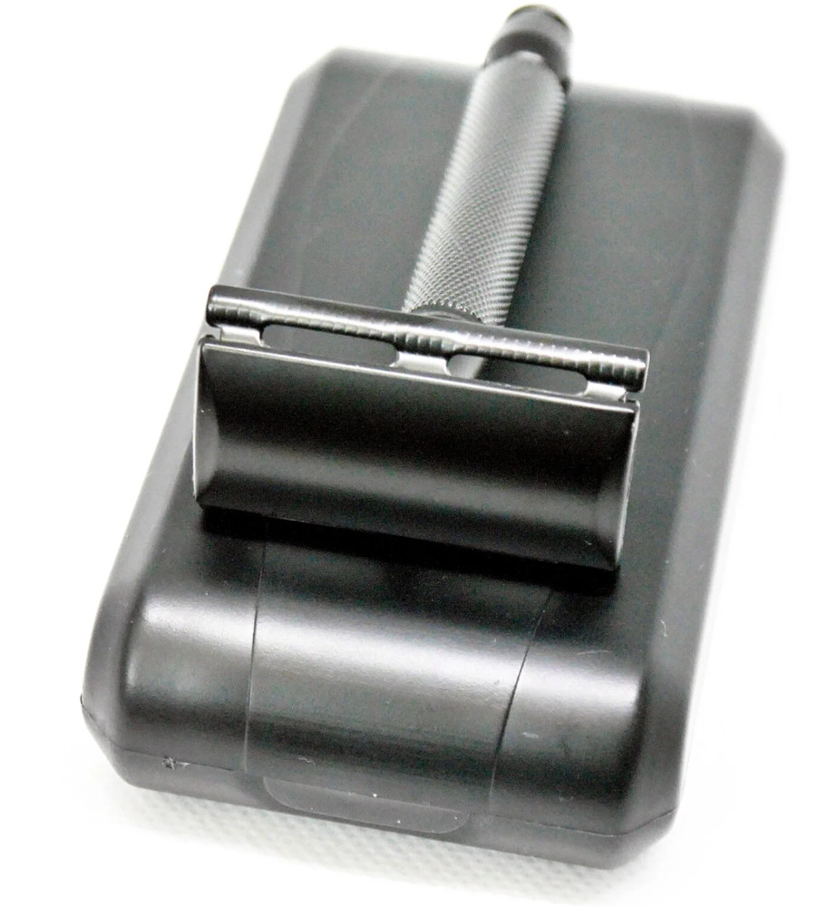 Replitech 1965 Tech Chrome Edition. Features a Brass Ball End Handle