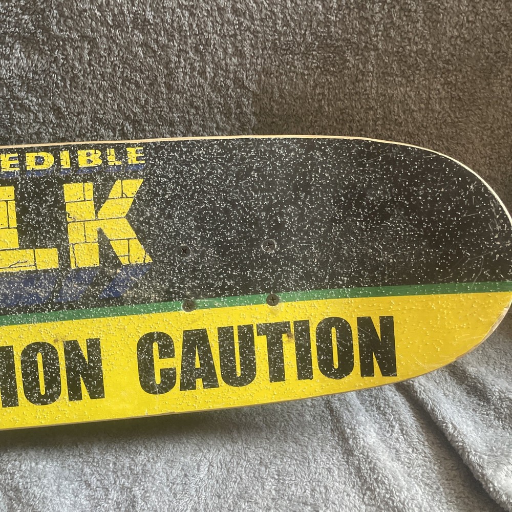 Vintage 2002 Marvel The Incredible Hulk Caution Skateboard