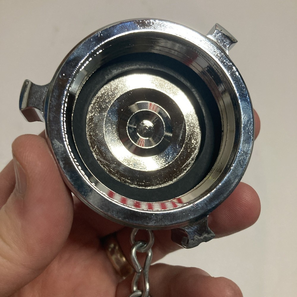 Kochek Plug 1.5 NH Cap with Chain