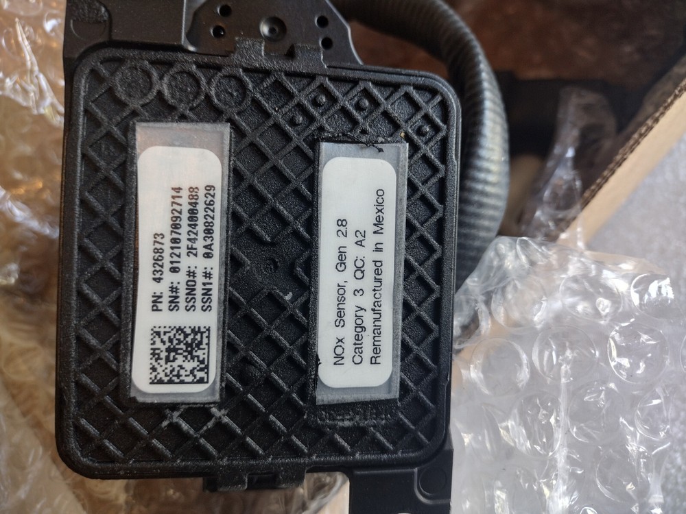 CUMMINS NOX SENSOR / NITROGEN OXIDE #4326873RX/#4326873