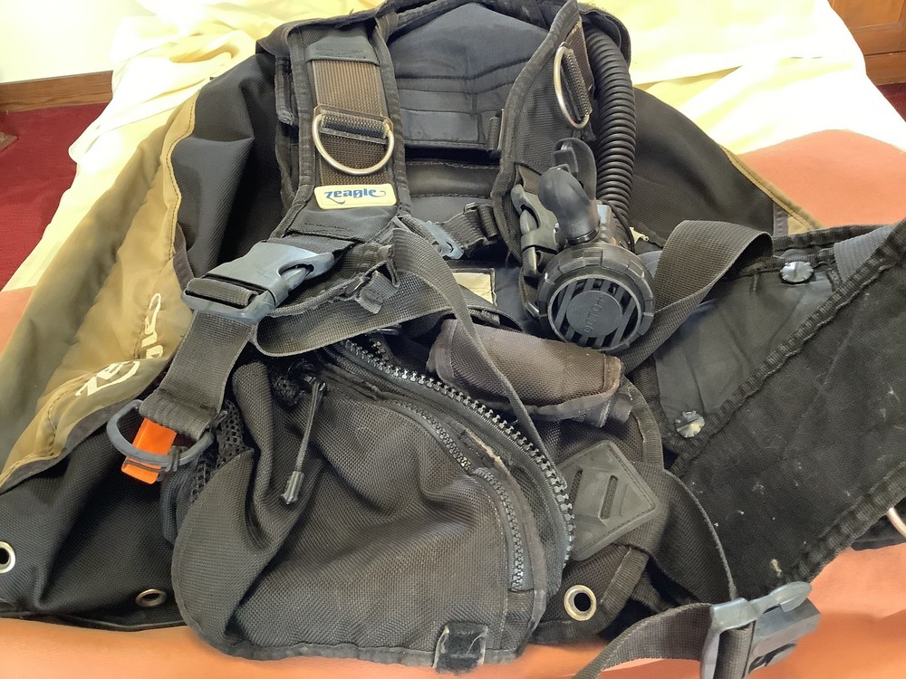 Zeagle Tech50D Ranger BCD with Octo+ and Apeks 50D Regulator Size Medium