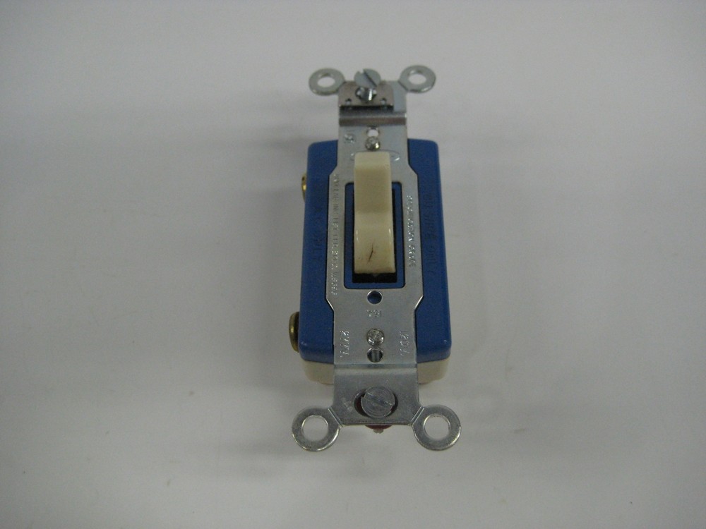 HUBBELL WS-896-E TOGGLE SWITCH NSMP 8322