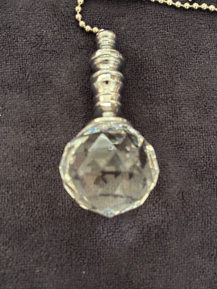 Glass and Metal Fan Light Pull - Silver Tone