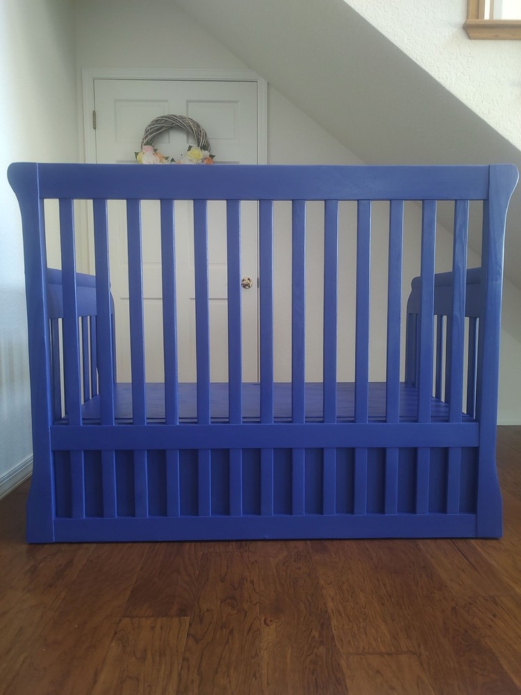 New conversion storage bench with cushions