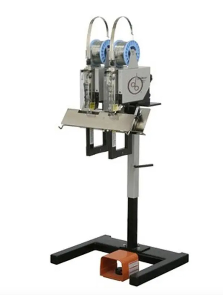 Dual Head DeLuxe StitchMaster with Stand