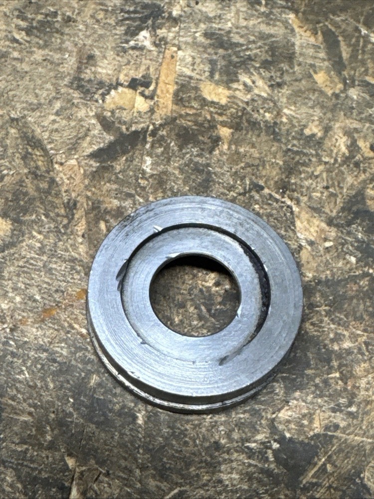 Walker Turner 15” / 900 / Drill Press Bearing Retainer / Cup