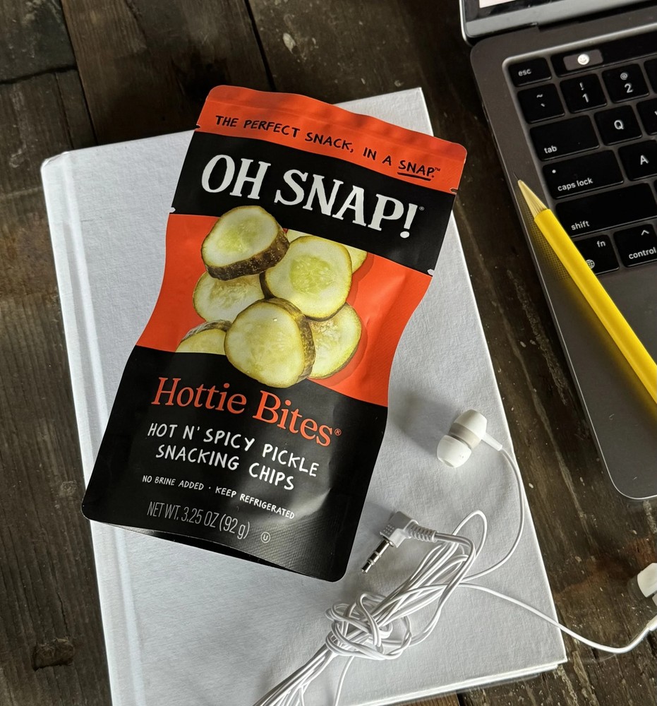 Spicy Pickle Chips Snack Slices