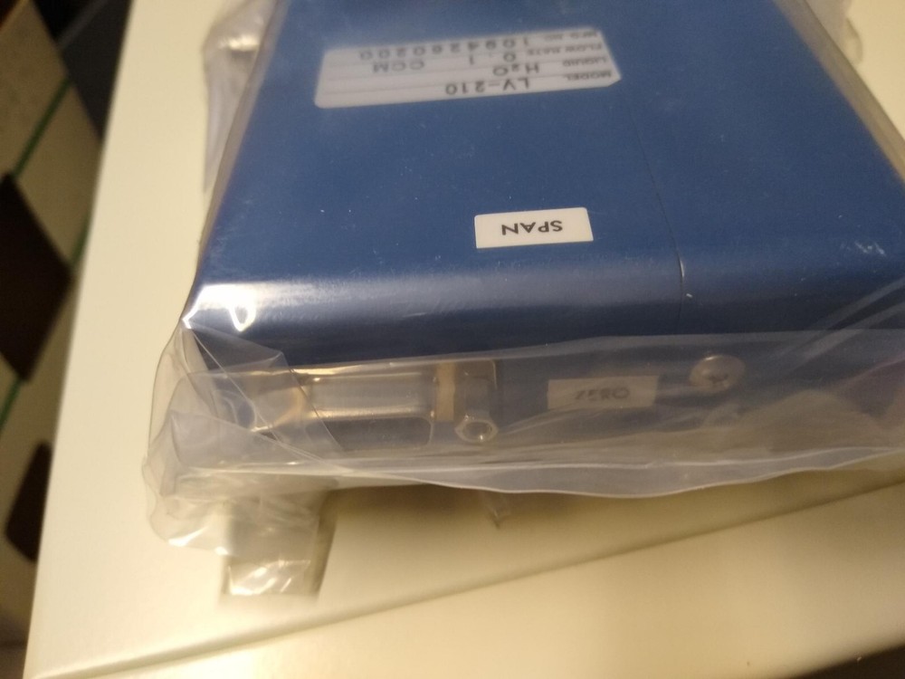STEC LV-210 Liquid Mass Flow Meter FLOW RATE 0.1 CCM