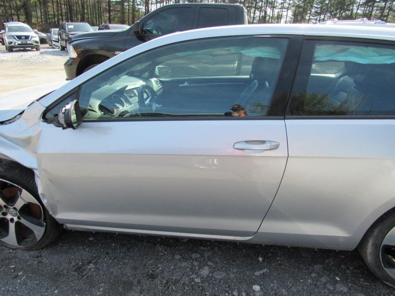 GTI 2016 Glove Box 955029