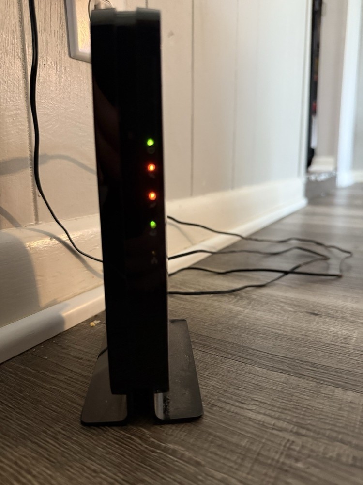 NETGEAR CM500 DOCSIS 3.0 Cable Modem – Powers On – UNTESTED Connectivity – AS-IS
