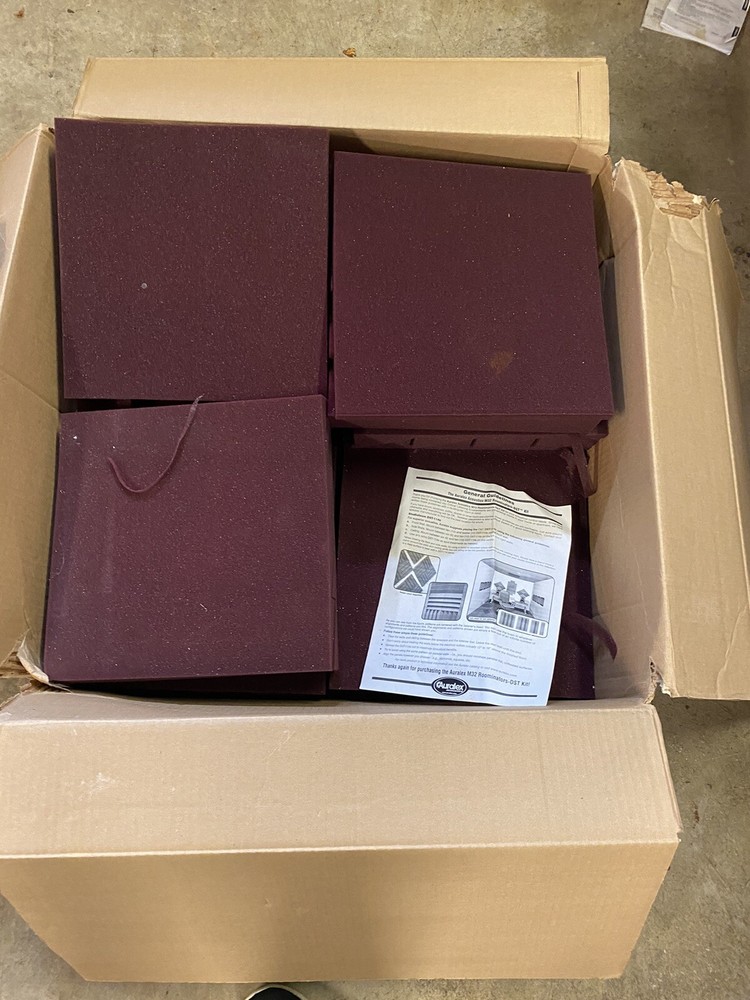 Auralex Acoustics M32 Roominators DST Kit