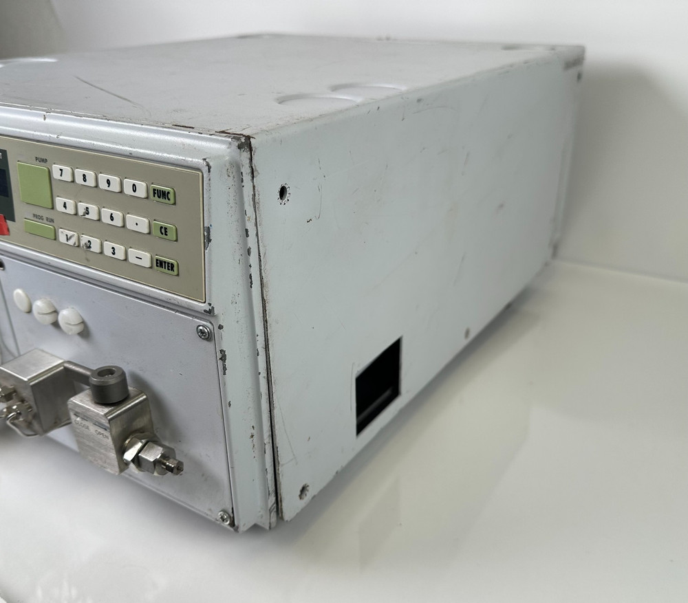 Shimadzu LC-8A HPLC Preparative Pump Chromatography