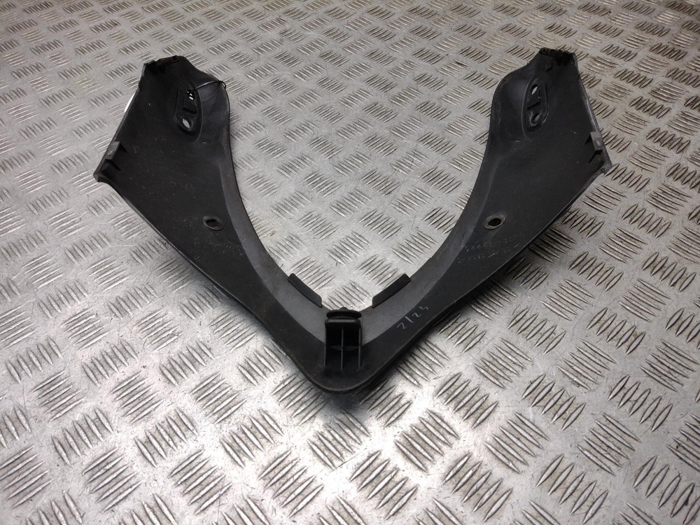 2001 SUZUKI GSF 600 S BANDIT Front Centre Panel