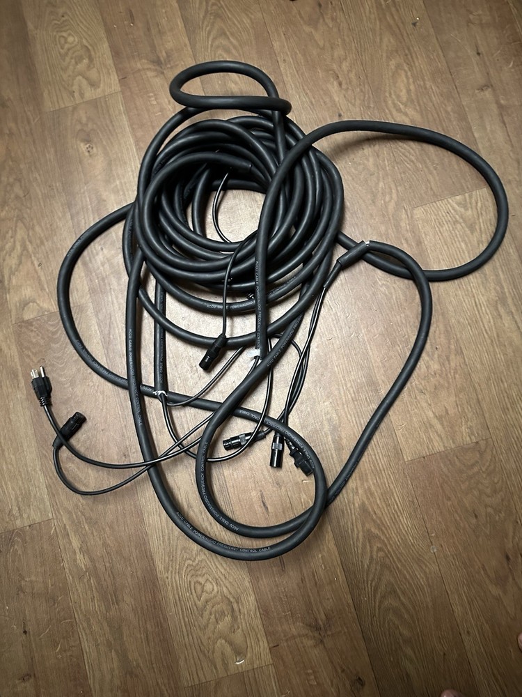 2 accu cable audio data power cord