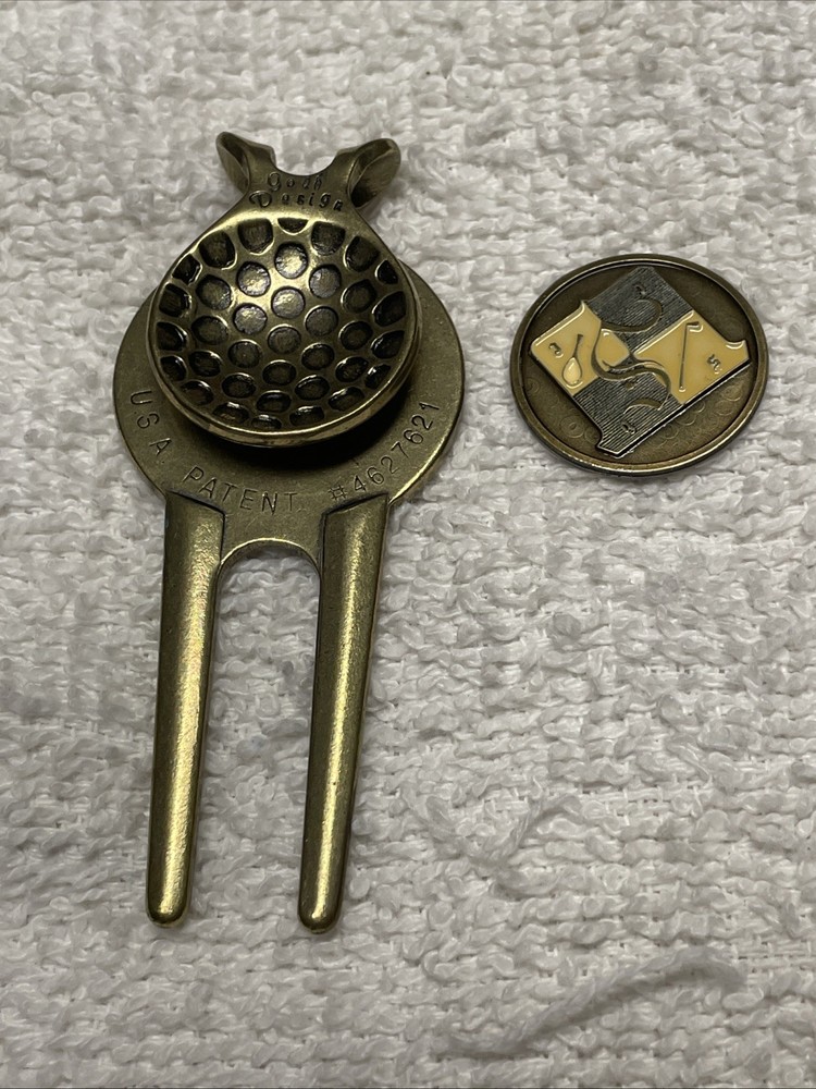 Divot Tool Golf Ball Marker Money Clip