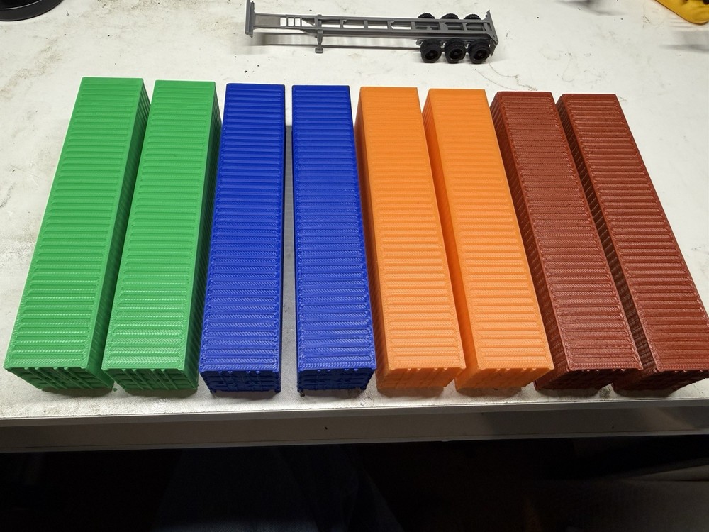 8 Ho Scale Shipping Containers