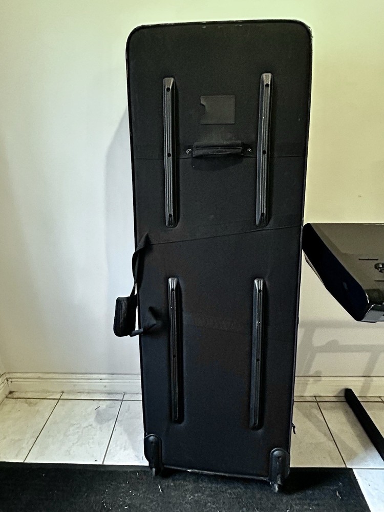 🎹 Korg Kronos Music Workstation Bundle w/ Stand & Case !!!