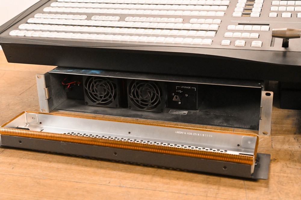 Ross Carbonite+ Frame 1 M/E Video Switcher with Carbonite 2M Panel CG01T0D