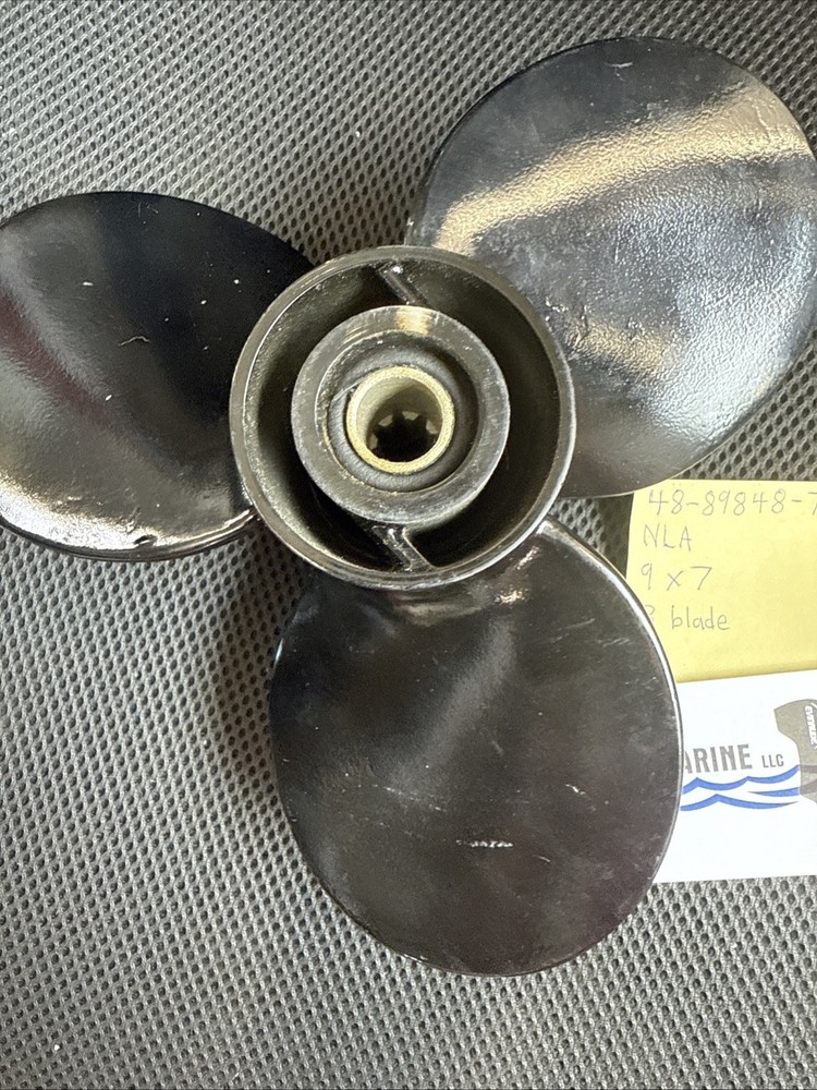 Mercury 3 Blade Prop 48-89848-7 , 48-89848 7