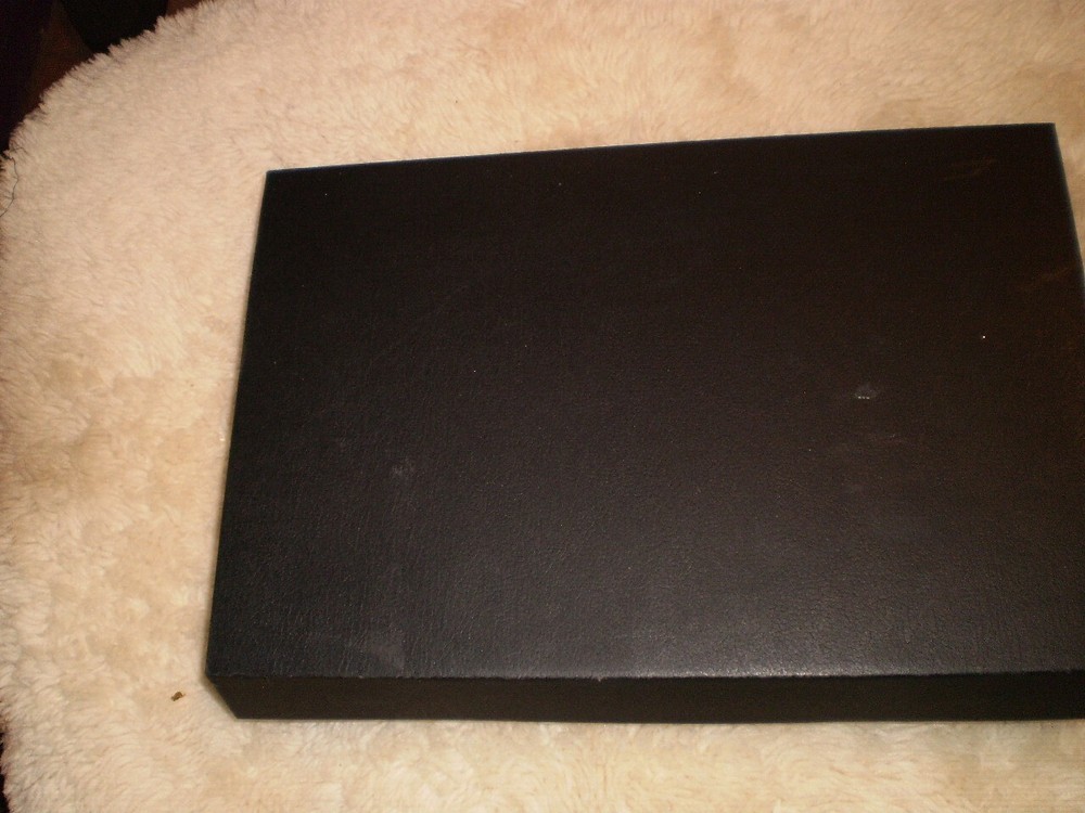 WINE AND CHEESE BOARD SET GLASS CUTTING BOARD 9 PC