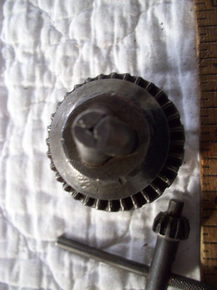 2 7/8" Jacobs 2A Drill Chuck 1/2" Bore unthreaded 0-3/8" Capacity Worn but OK
