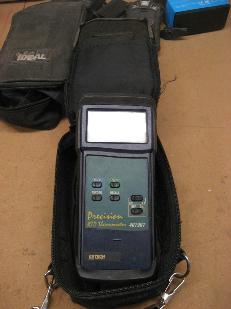 Extech Precision RTD Thermometer 407907 no thermal probe