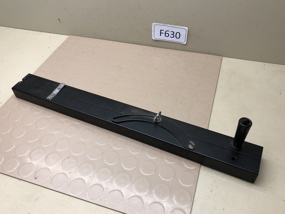 Table Saw Angle Cutting Jig for Creating Tapered Cuts