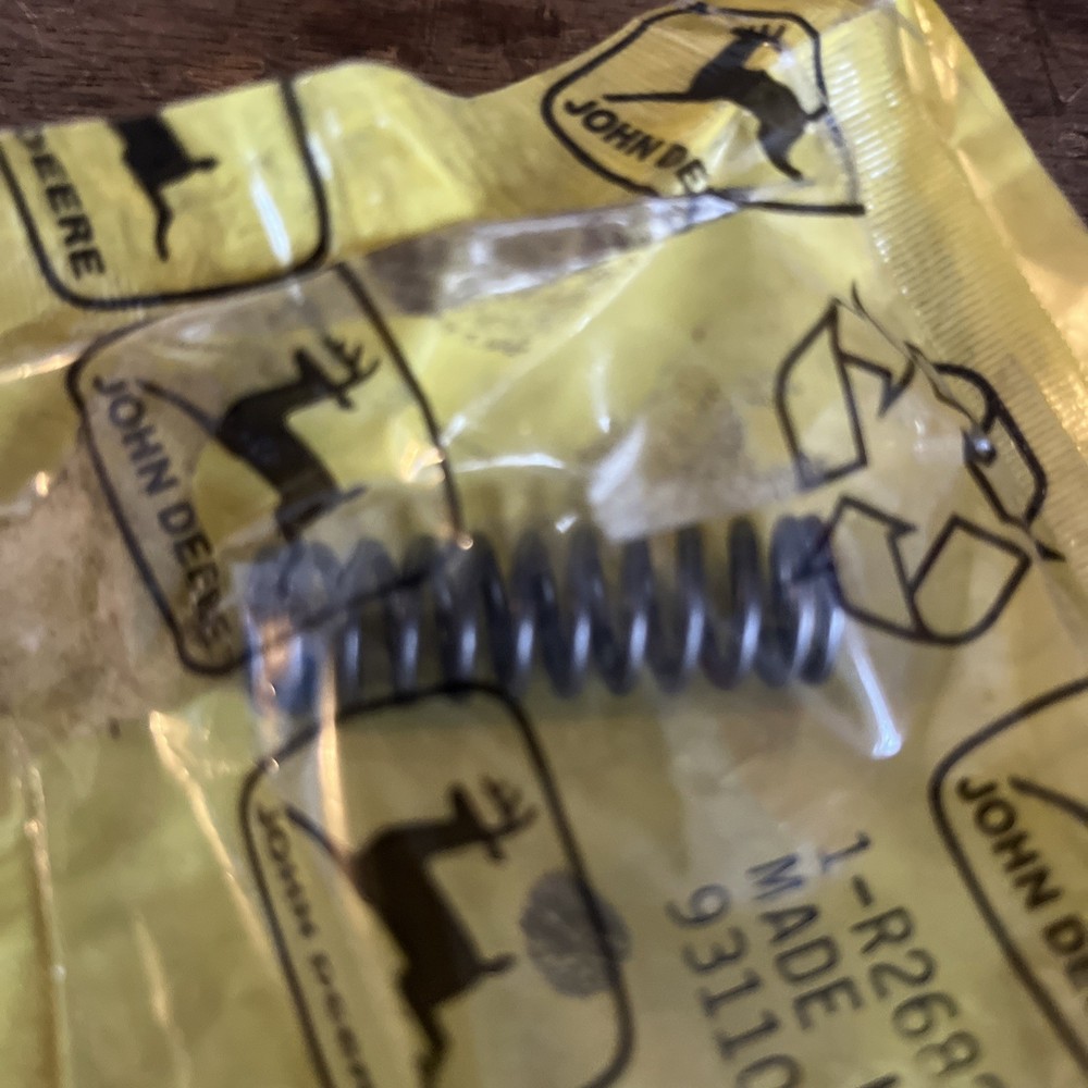 NOS John Deere OEM R26823 SPRING