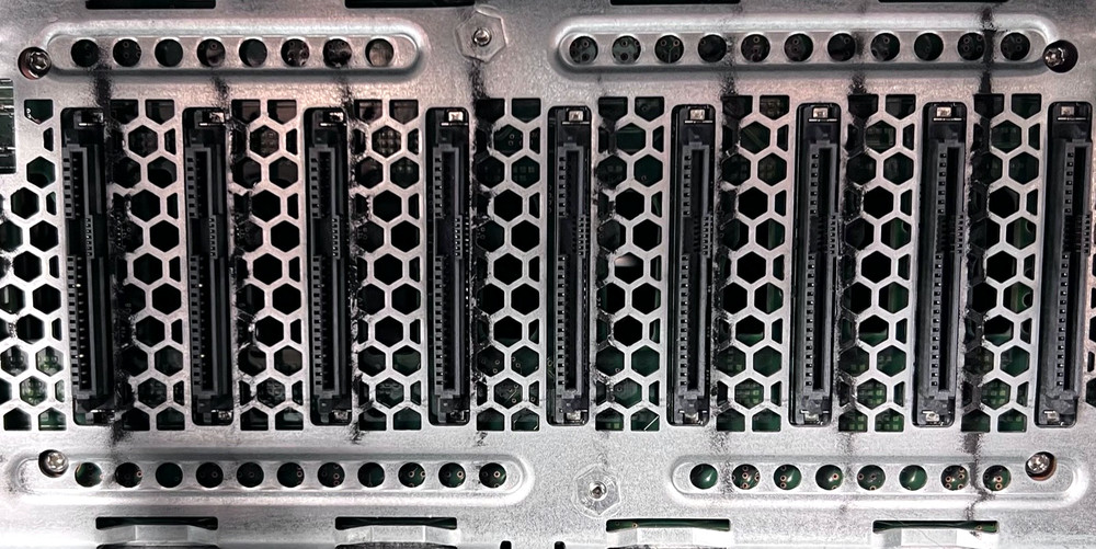 EMC SAE 100-562-712 Array Enclosure 100-562-964 w/ 2x PSU 2x 6Gb SAS Controller
